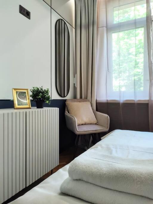 Appartement No. 8 / Nr 8 By Cooee